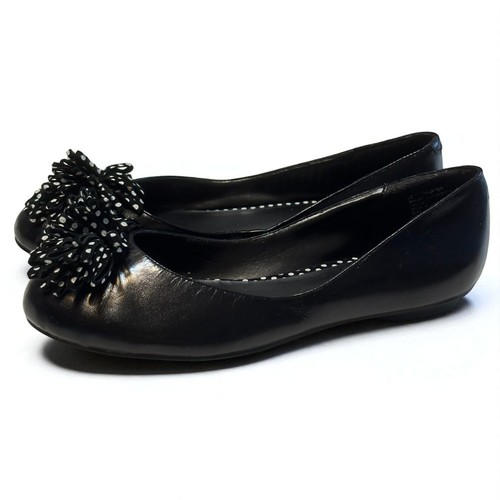 Luichiny Women's Ballet Flats Shoes Sz 6 Black Leather Preppy Polka Dot Pom Pom - Picture 7 of 11