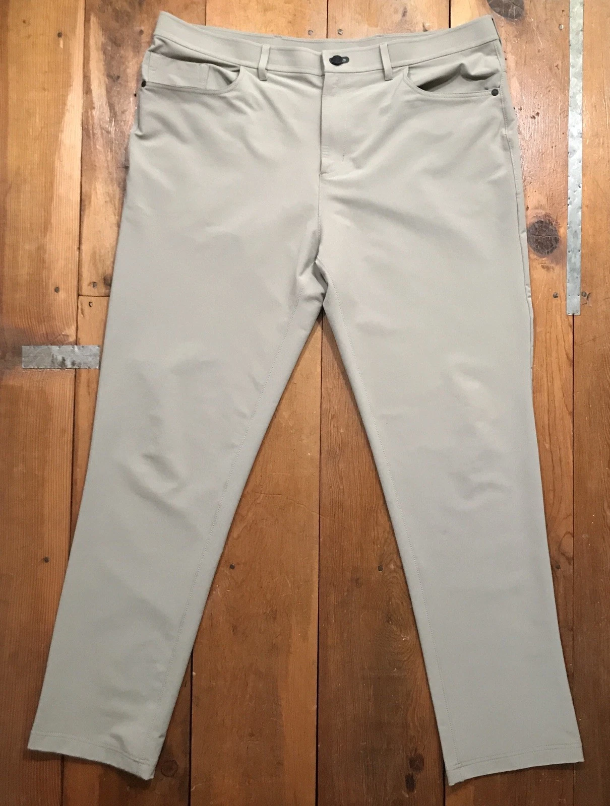 Public Rec All Day Every Day Pants Mens 40x34 Beige Chino Stretch Performance