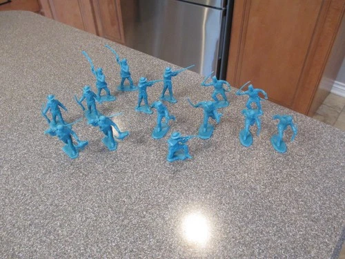 VINTAGE MARX FORT APACHE PLAYSET FORT DEFENDERS