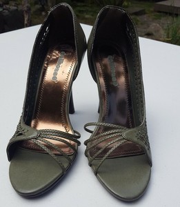 dollhouse women's shoes