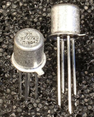 2 x Breitband-Transistor BFQ22S (NPN, 6 GHz)