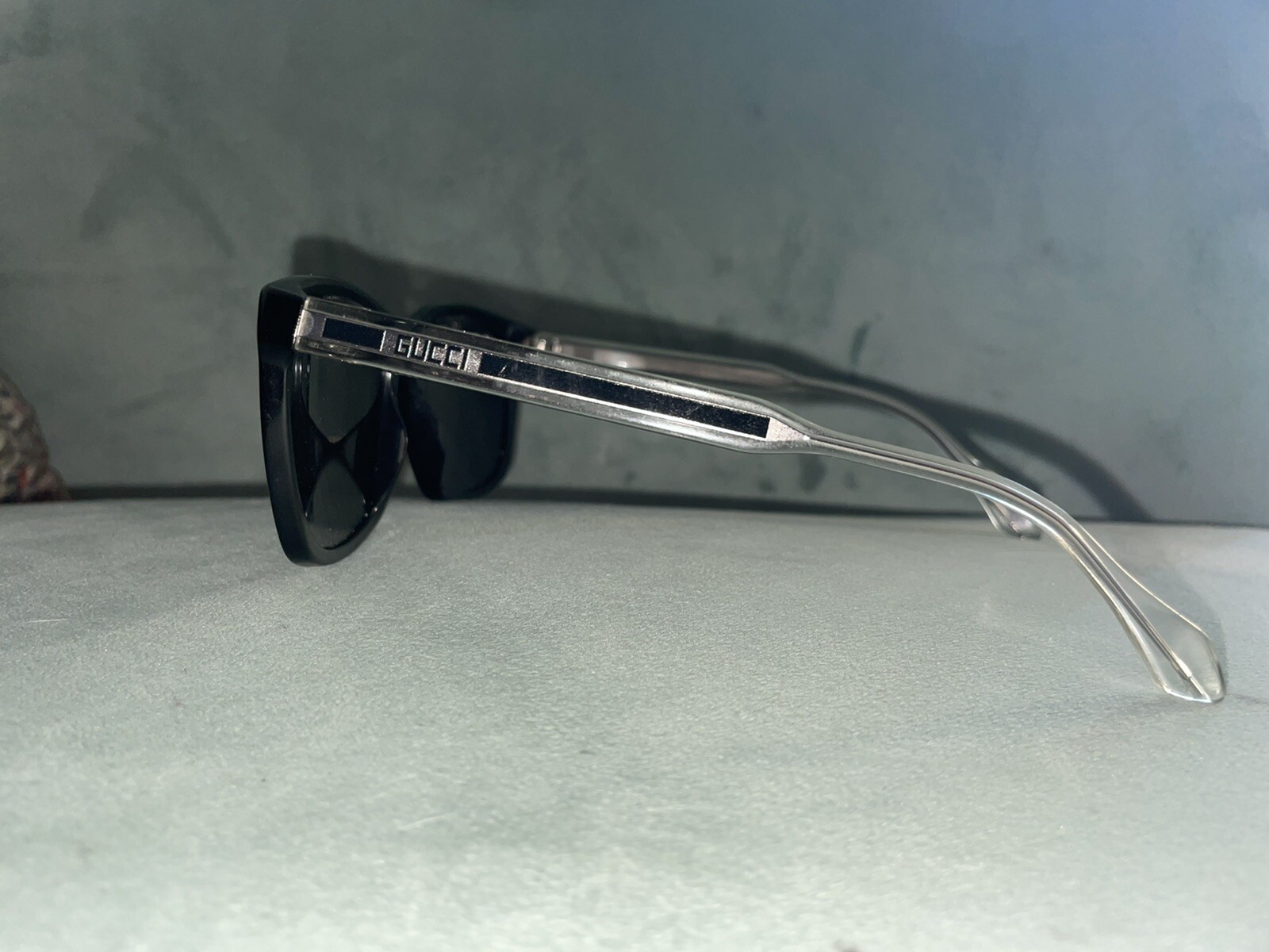 Gucci GG0558S 002 - Gem display picture 1