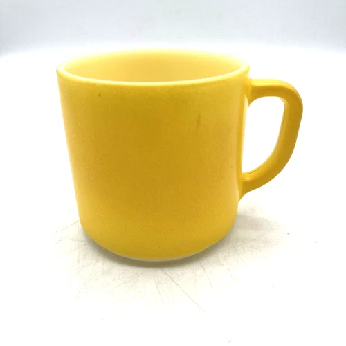 MCM Federal Glass Milk Glass Yellow 10 oz stackable Coffee Mug Cup D Handle