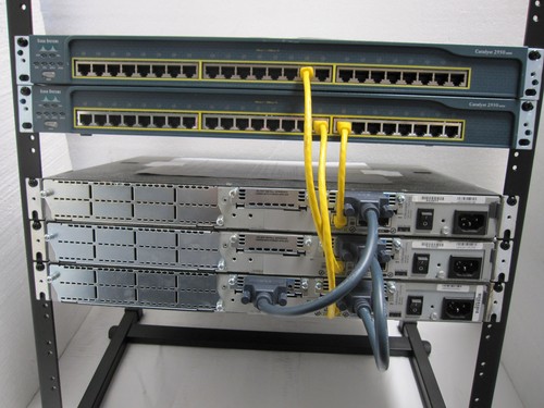 Kit de laboratoire Cisco CCNA CCENT 3x2600XM 2x2960,3750 ICND CCNA3 rack gratuit 14U 19" - Photo 8/11