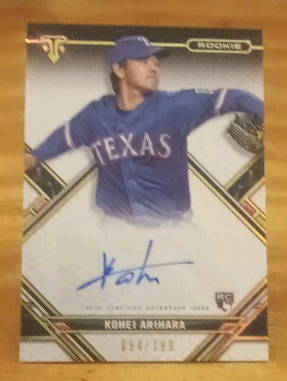 2021 Topps Triple Threads Rookie Autographs/199 Kohei Arihara Texas Rangers