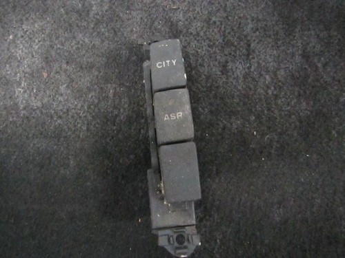 b569 Antischlupfregelung (ASR Schalter)  Fiat Stilo DE279427-96