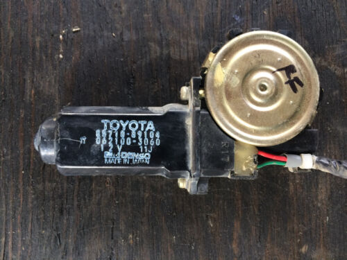 RIGHT FRONT POWER WINDOW MOTOR 1990-1995 TOYOTA 4RUNNER OEM RF - Foto 1 di 4