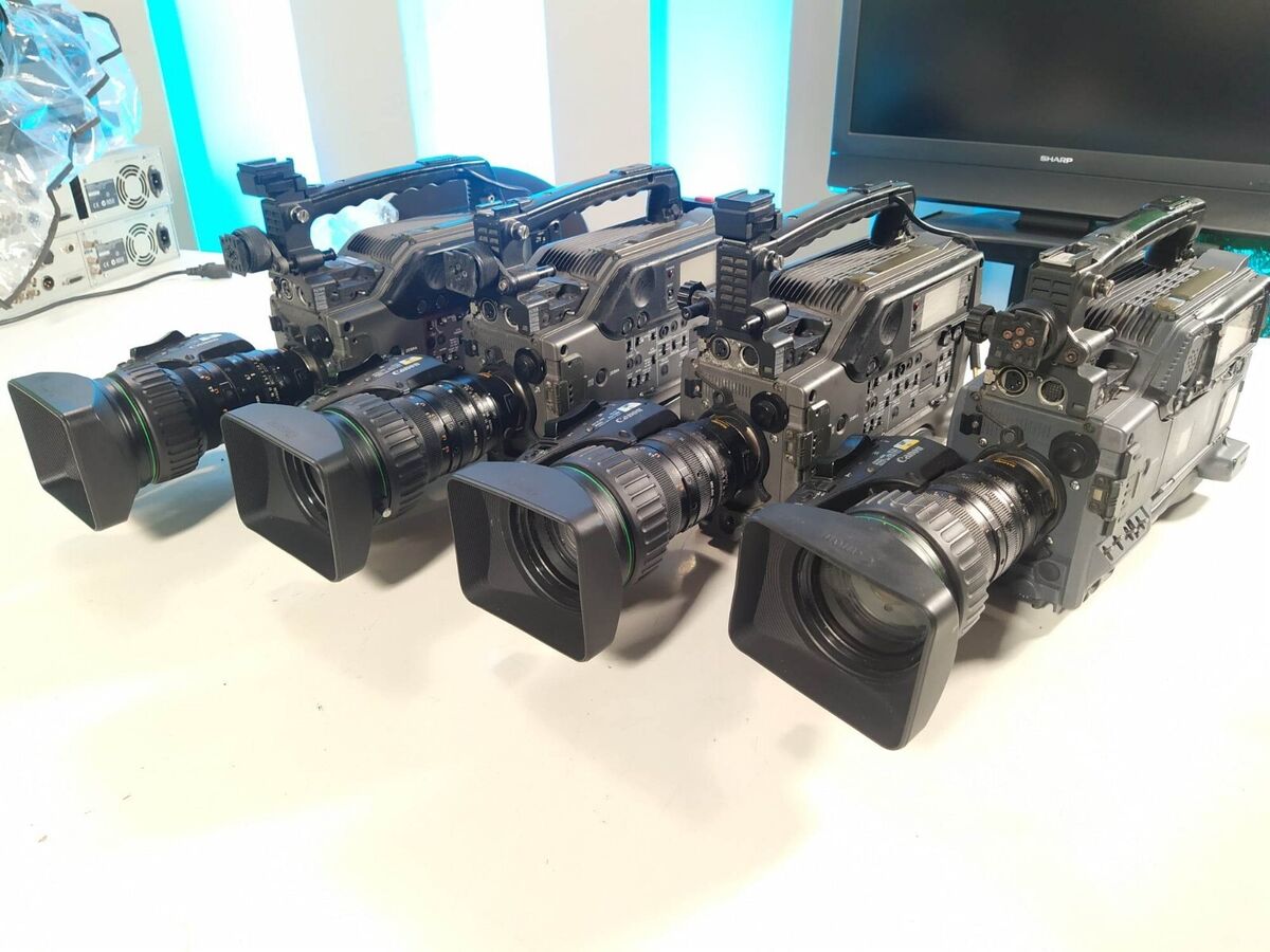Broadcast Sony DSR-300AP DVCAM Digital Camcorder with Canon Broadcast Sony DSR-300AP DVCAM Digital Camcorder with Canon