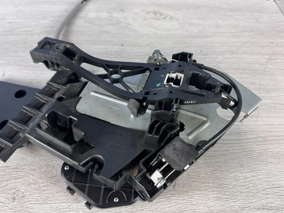 VOLVO S80/V70/CERRADURA PUERTA TRASERA/LADO CONDUCTOR IZQUIERDO 31253667/N\S\R/XC70/2009 Foto 3 de 4