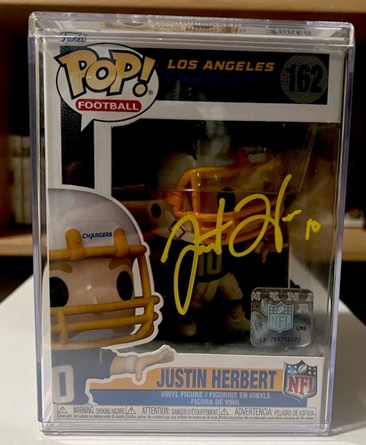 JUSTIN HERBERT Signed Funko POP! Football #162 BAS Beckett COA w/Hard Case