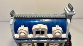 Lego Parisian Restaurant 10243 Modular Building Creator 100% Complete Set Toy