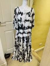 Made In Italy  Batik Tie Dye V-Neck Empire Line Tiered Maxi Dress