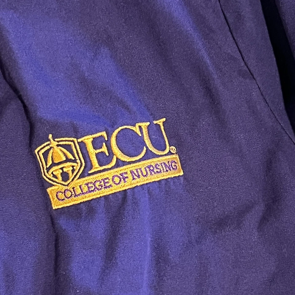 Chaqueta Médica Landau ECU Púrpura Pequeña Carolina del Este Buen Estado Foto 2 de 4
