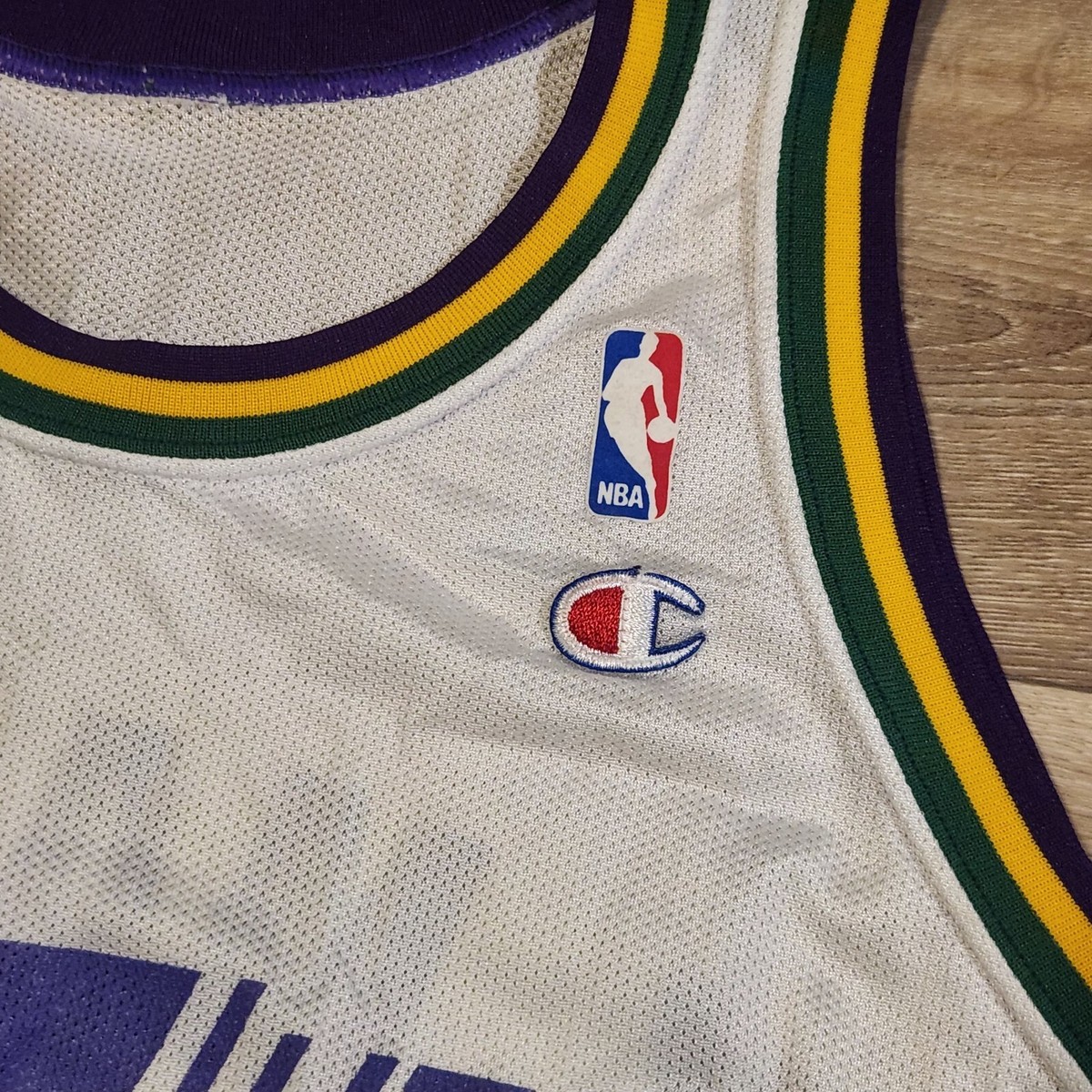 Vintage Champion Utah Jazz #32 Karl K Malone Size 44 White