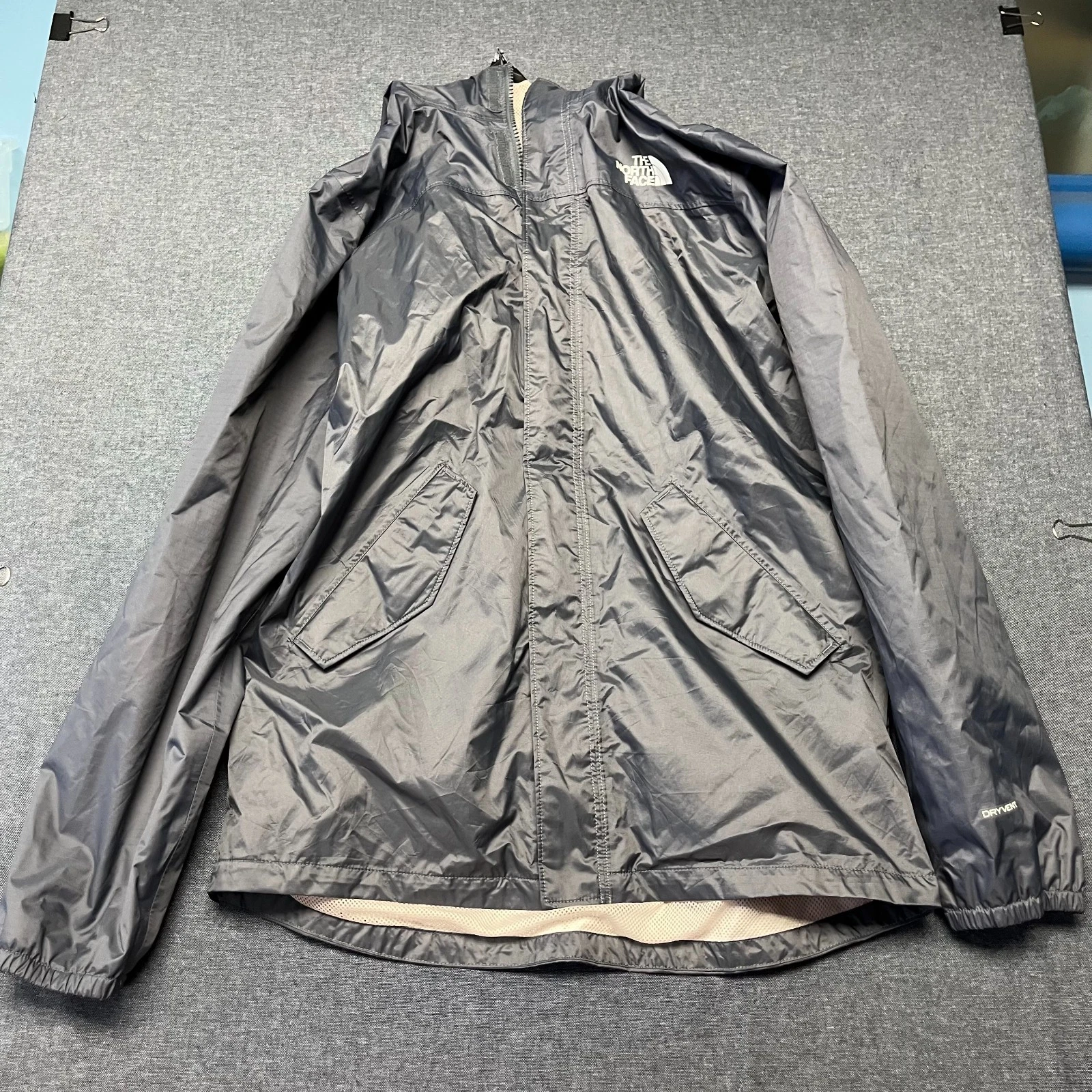 The North Face Youth Jacket Size XL Gray DRYVENT Hooded Windbreaker 100% Nylon