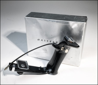 HASSELBLAD HAND GRIP-FLASH GUN BRACKET III C For 500C or SWC