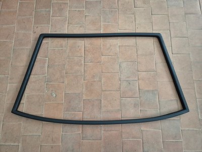 VW Scirocco MK2 Frontscheibe Windschutzscheibe Scheibe Glasdichtung Schwarz 5...