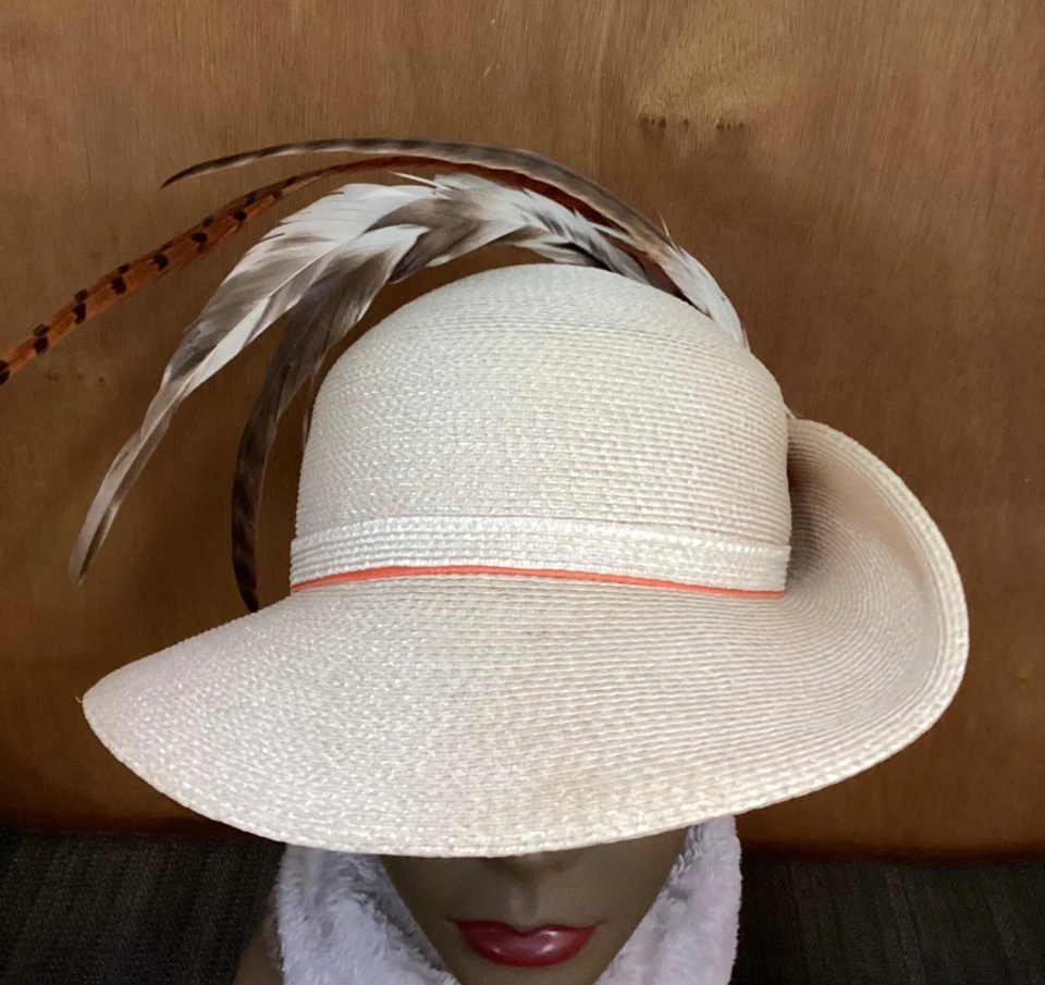 Sombrero plumas vintage años 60 Bellini originales crema paja damas Foto 2 de 4