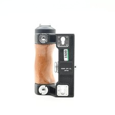 Pentax 6x7 Wood Wooden Hand Grip w/Accessory Shoe 67 809