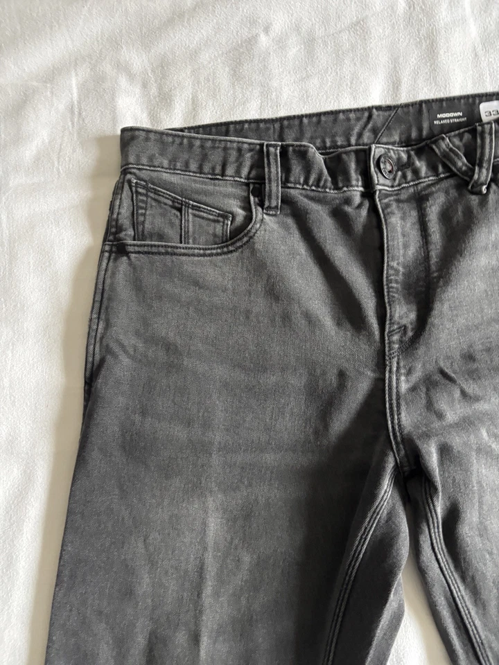 Volcom Men’s Modown Relaxed Tapered Black Denim Jeans Pants 33 - Image 4 of 4