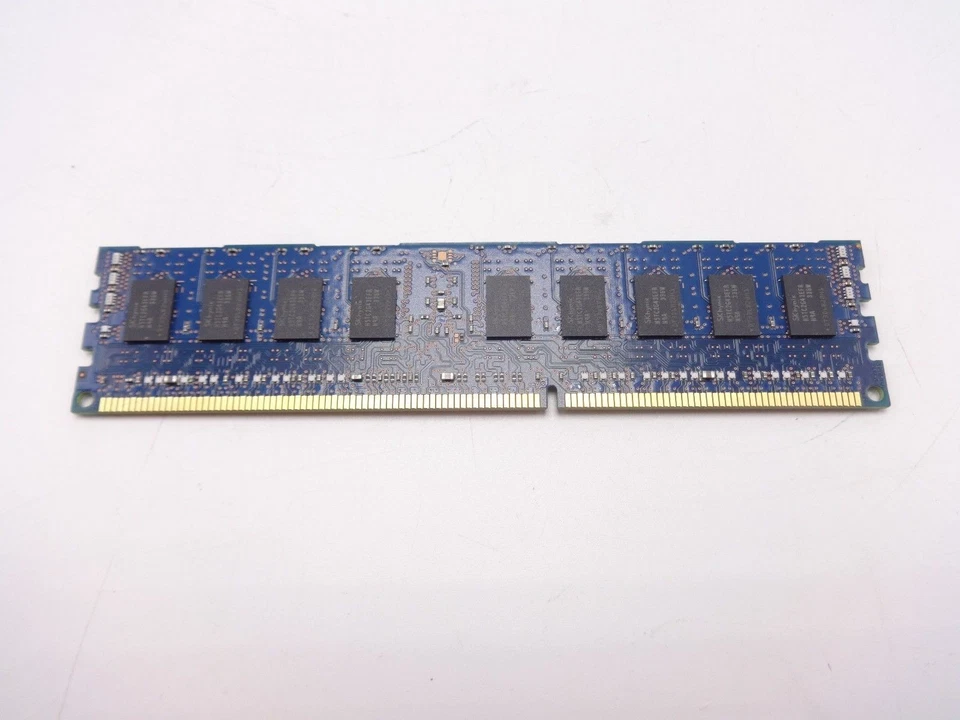 Hynix HMT351R7EFR4A-H9 4GB PC3L 10600R 1RX4 ECC ***Server Memory *** - Image 2 of 2