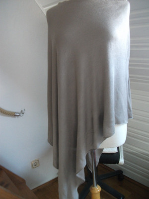 BASLER - traumhaft ,angehmes,gut sitzendes Poncho  neu