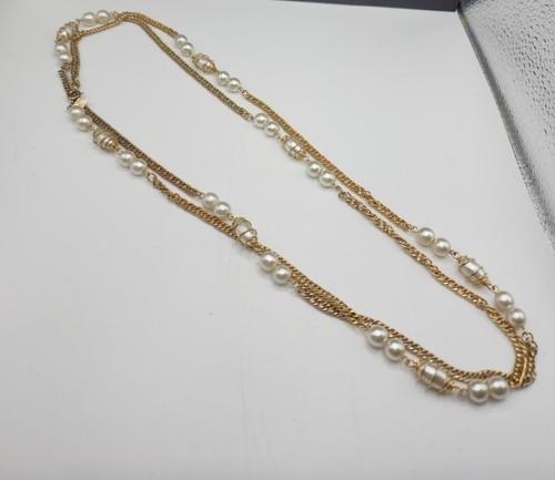 Vintage Necklace Sarah Coventry 24" Faux Pearl Goldtone Good Condition