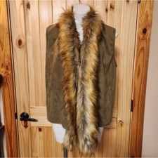 Nwt L&b Lucky & Blessed Faux Fur Vest Olive Green Size M Lined