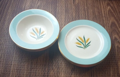 International D S CO VIKING Aqua Wheat USA 5 Bread Plates & 3 fruit bowls