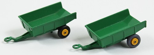 2 Vintage Matchbox GREEN TRAILER Series No 51 Made in England Yellow Wheels - Picture 1 of 4