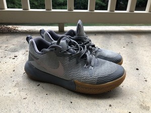 nike zoom live 3