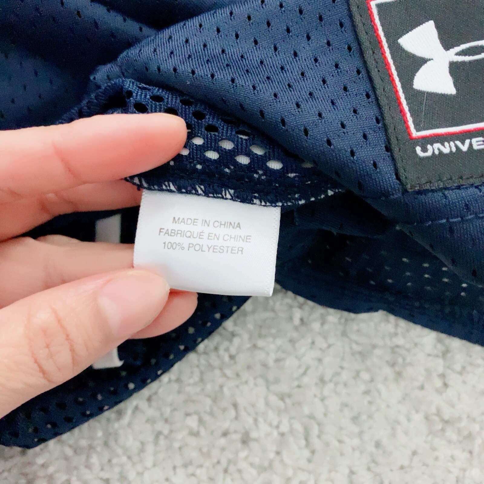 Under Armour University of Michigan Blue Gold Men's Jersey Shirt Top #57 M thumbnail 6