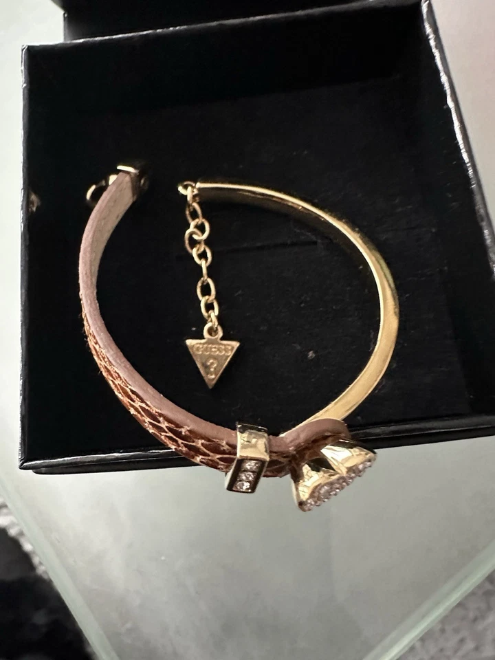 GUESS Armband Damen Leder Gold Herz - Bild 2 von 4