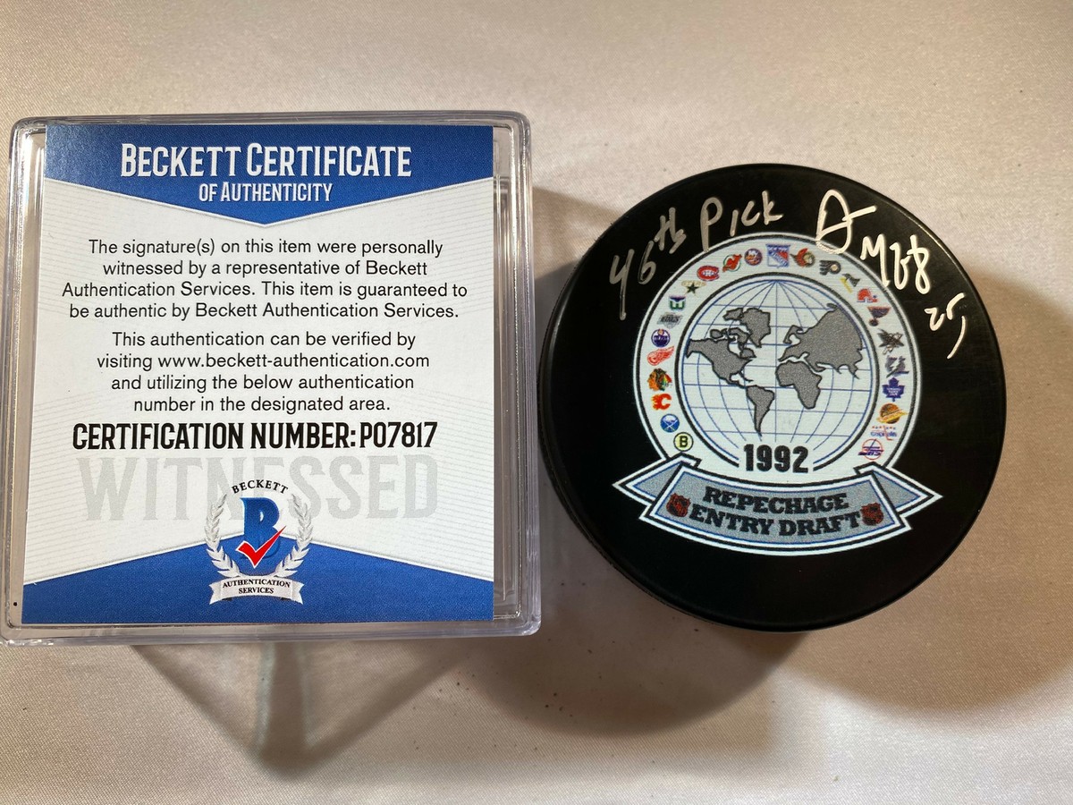 DARREN MCCARTY SIGNED 1992 NHL DRAFT RED WINGS PUCK 46TH PICK BAS