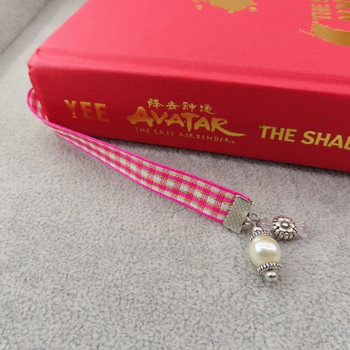 Pink Gingham Ribbon BOOKMARK Czech Glass Beads Filigree Charm Spring Green White - 第 7/9 張圖片