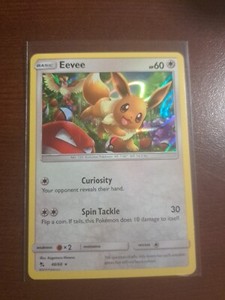 Eevee - 48/68 - Holo Rare LP, English Pokemon Hidden Fates