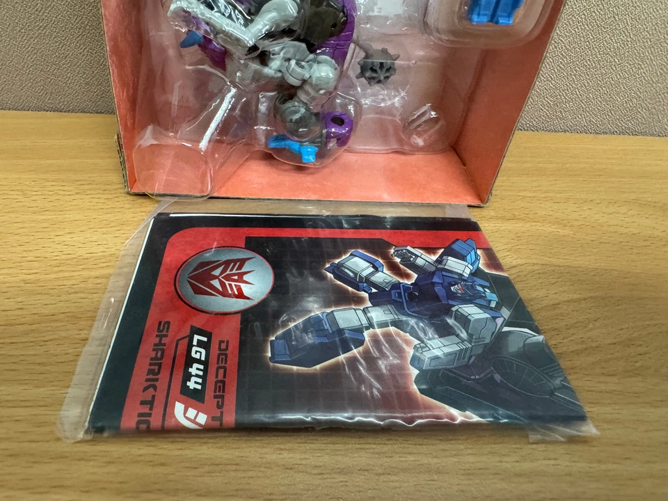 TakaraTomy Japan Transformers Legends LG-44 Gnaw Headmaster Sweeps MIB - Image 4 of 4