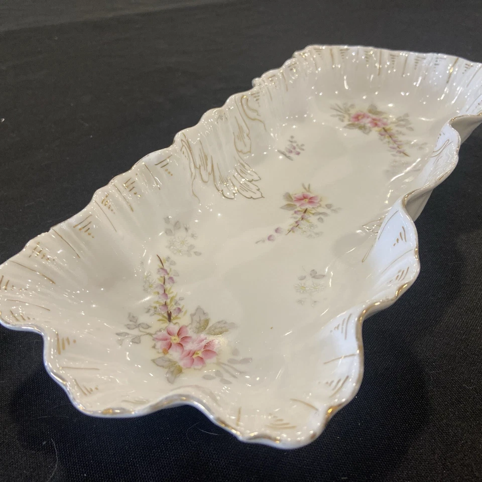 TRAY/DISH DECORATIVE Vintage Porcelain w/Pink Flowers & Gold Trim - Image 4 of 4