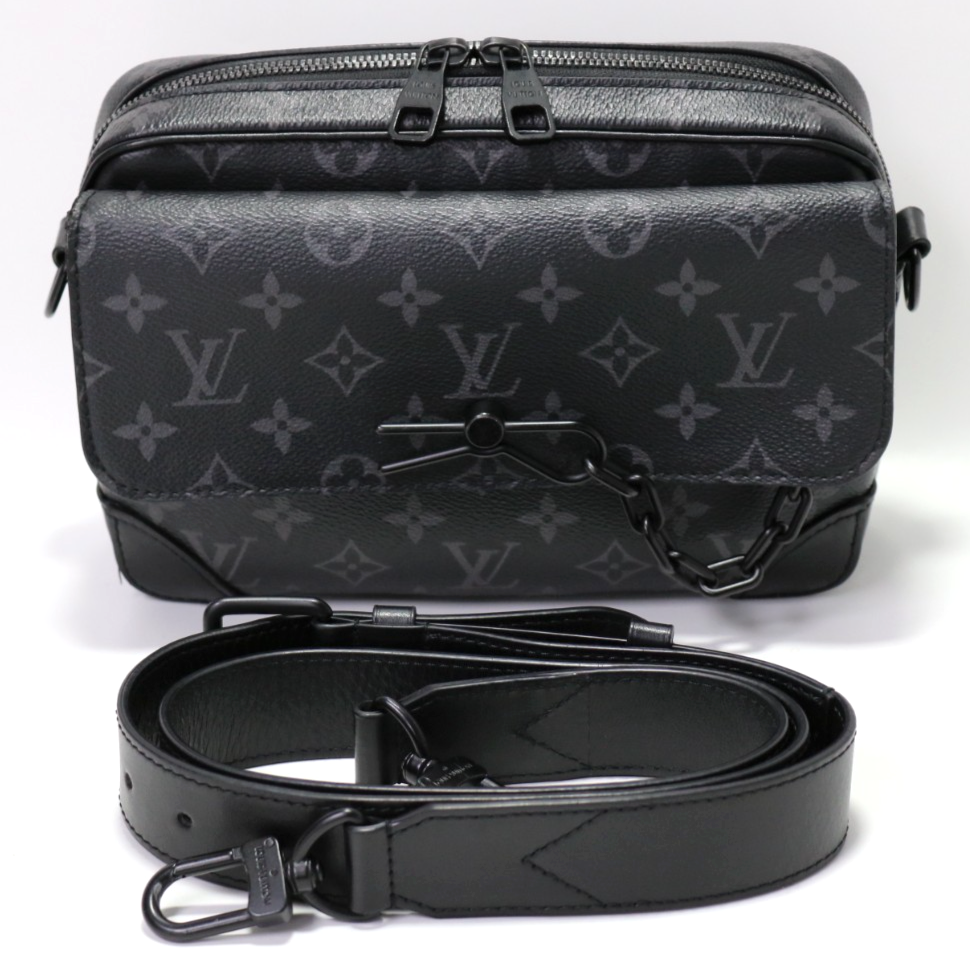 Louis Vuitton LV M46795 Steamer Messenger Monogram Eclipse Leather