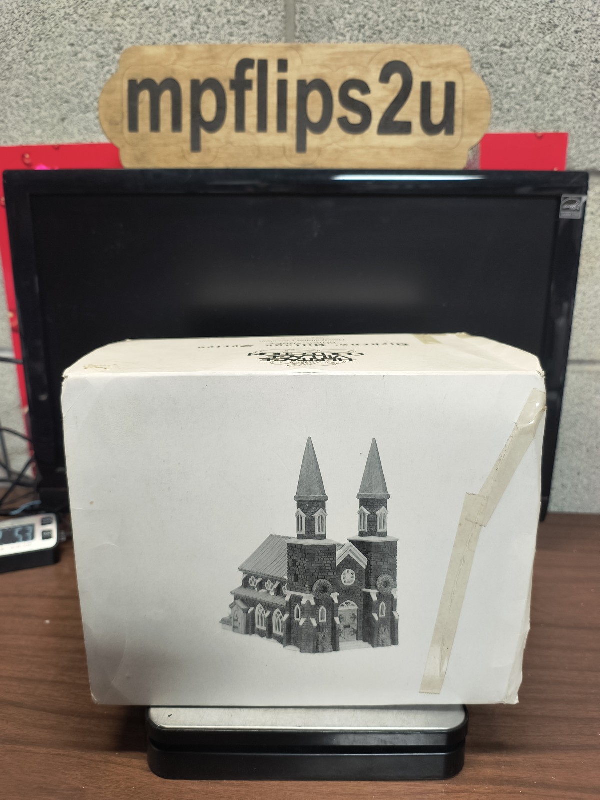 Click here to see eBay Auction