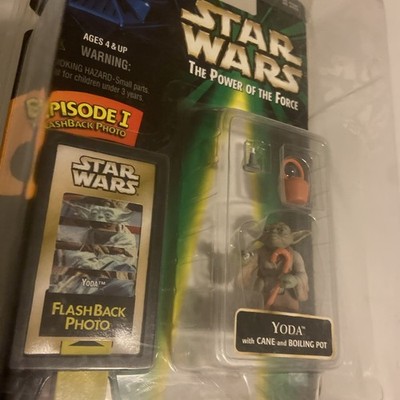 Star Wars Power of the Force Yoda with Flashback Photo Action Figure  84039