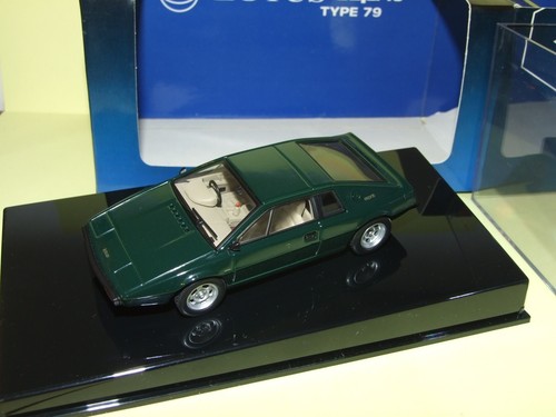 Lotus Esprit type 79 AUTOart 1:18 - Modélisme