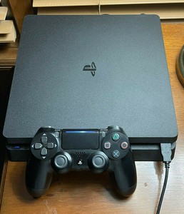 pre owned ps4