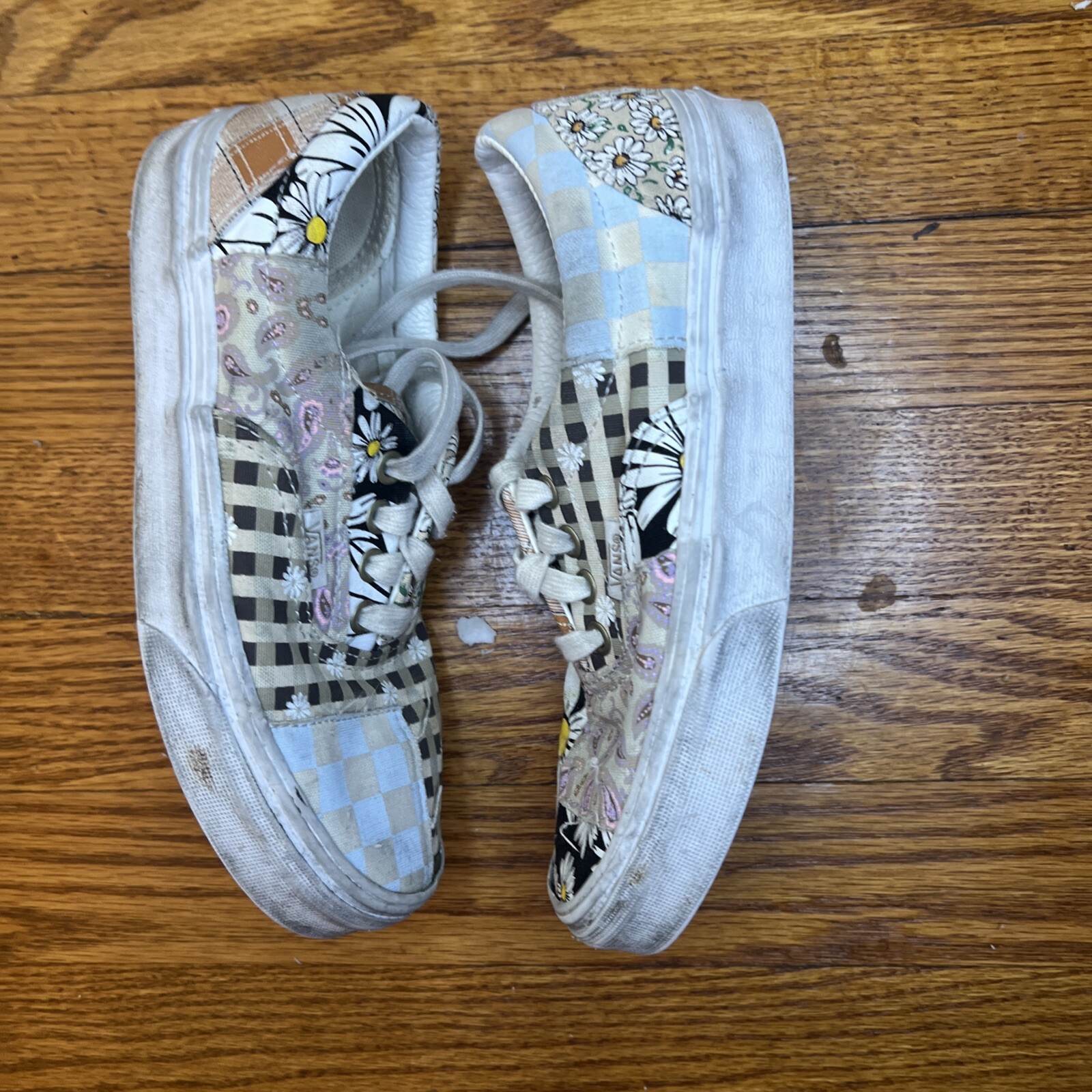 Vans Patchwork Era Checkered Floral Patch Sneaker… - image 4