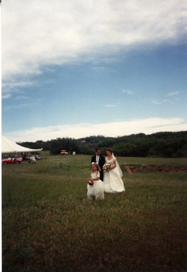 Vestido de noiva 1959 Marshall Fields. Tamanho 6 1959/tamanho 0 atual usado pela última vez 1994 - Imagem 2 de 4