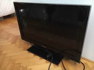 Samsung 32 Tv With Free Google Home Mini Tvs Gumtree