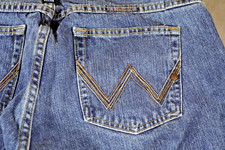 Wrangler Cash Jeans Womens 9/10 X 34 Blue Cowgirl Cut Mid Rise Bootcut WRC10RR