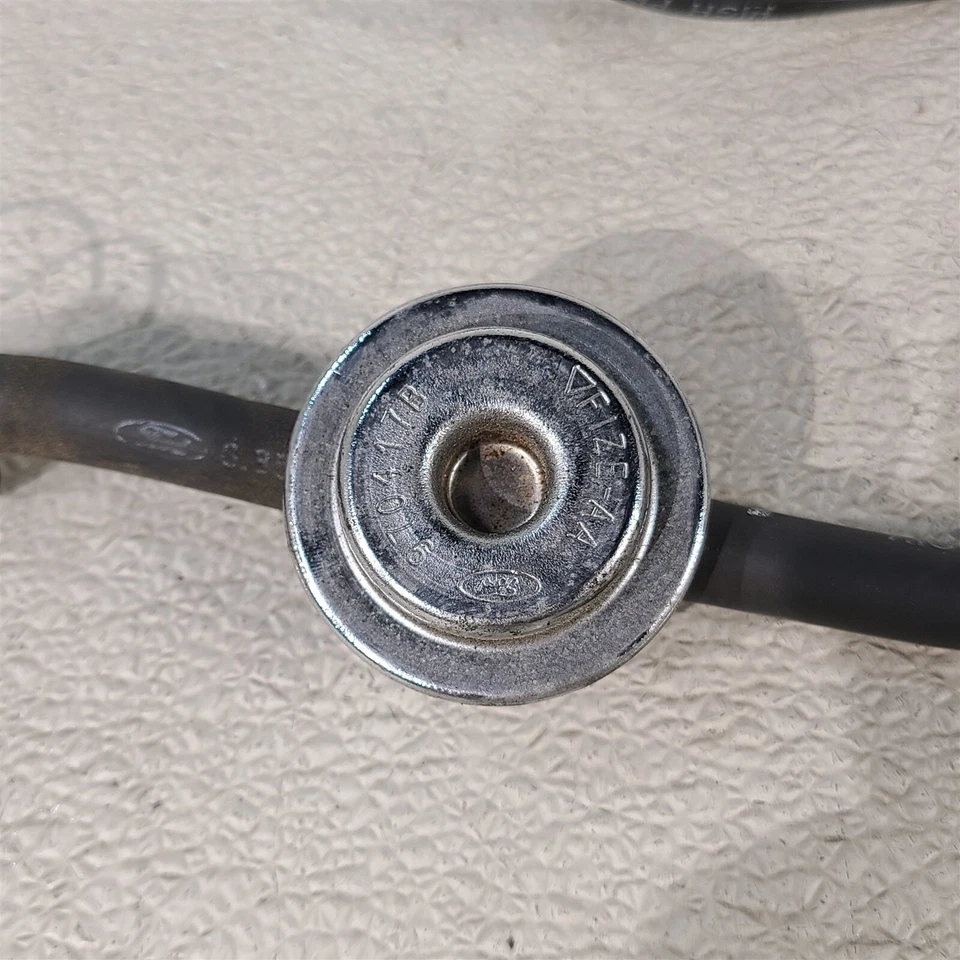 96-04 Mustang Fuel Feed W/ Return Line Engine Bay Oem 4.6L Sohc Dohc Aa7422 - Image 2 of 4