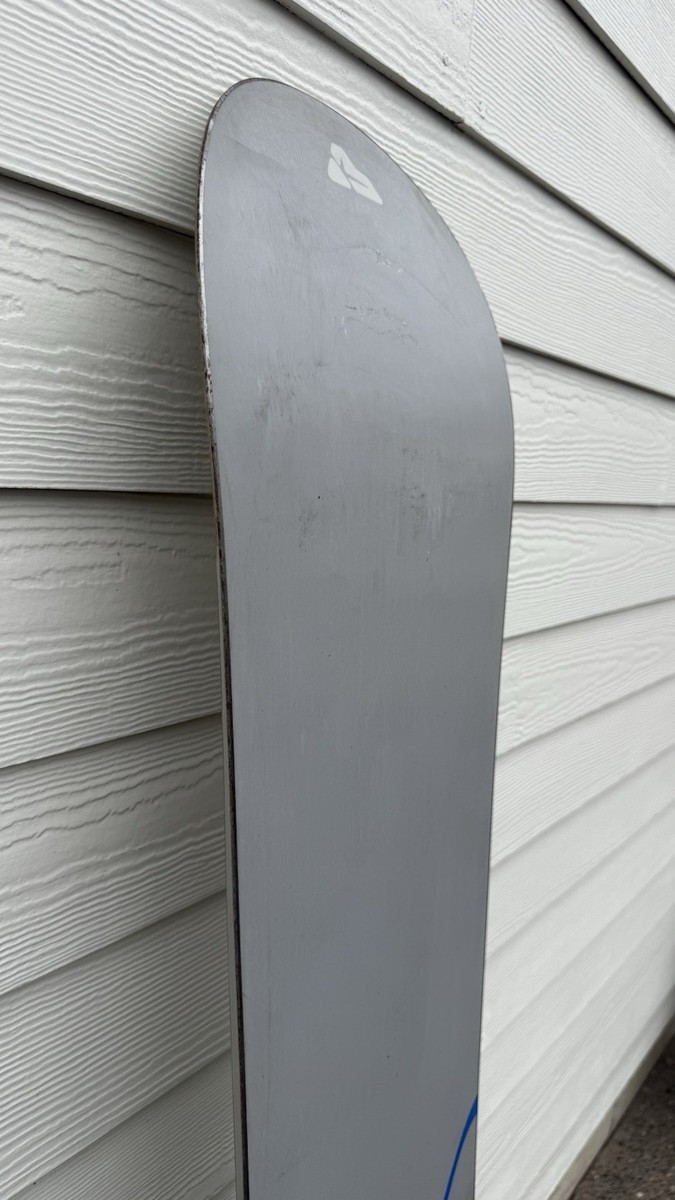 Vintage 2004 Burton Omen 163cm Snowboard Camber Used Great