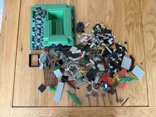 LEGO 6082 Fire Breathing Fortress Dragon Knights Castle Incomplete + Dragon